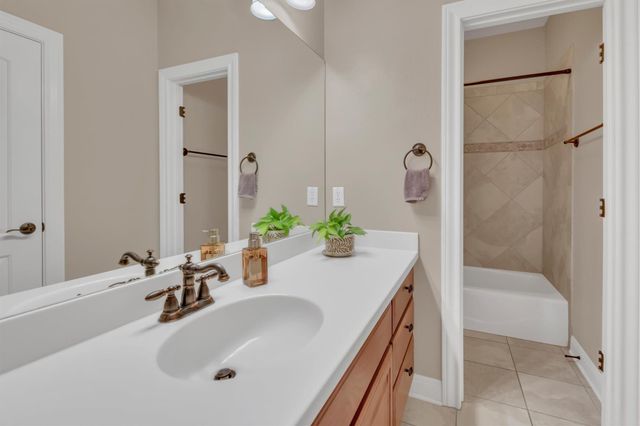 2000 Rio Mesa DR, Austin, TX 78732