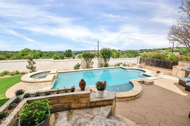 2000 Rio Mesa DR, Austin, TX 78732