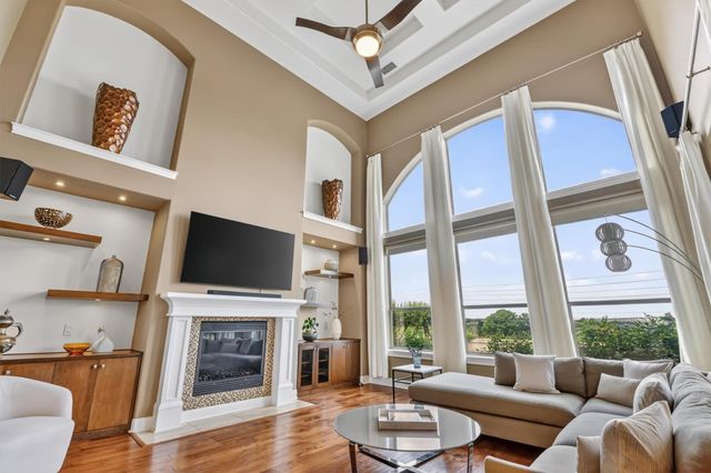 2000 Rio Mesa DR, Austin, TX 78732