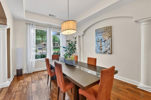 2000 Rio Mesa DR, Austin, TX 78732