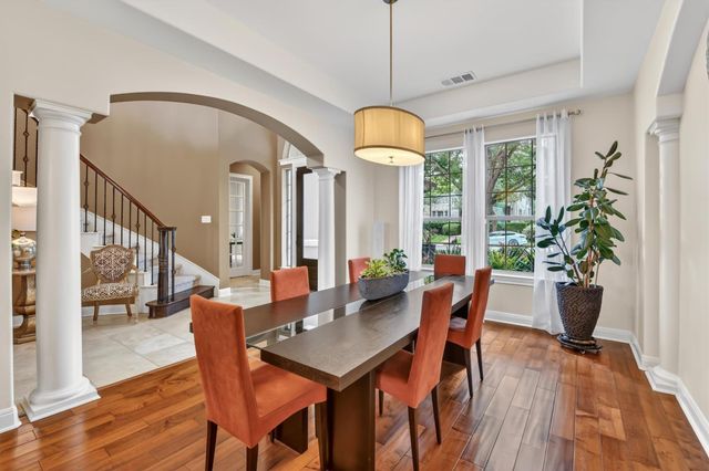 2000 Rio Mesa DR, Austin, TX 78732