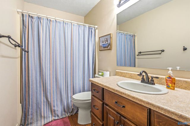 13805 Carter Road, Athens, AL 35611