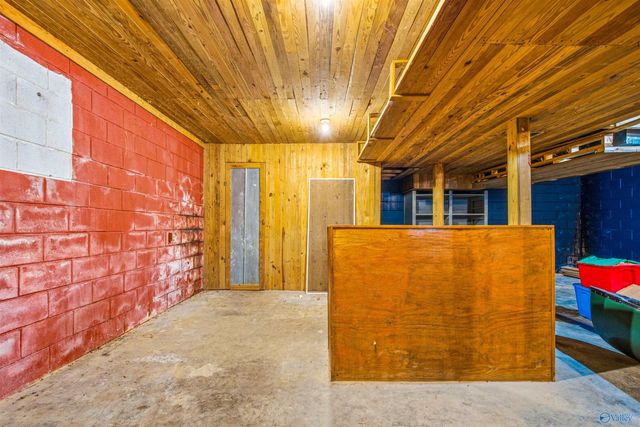 13805 Carter Road, Athens, AL 35611