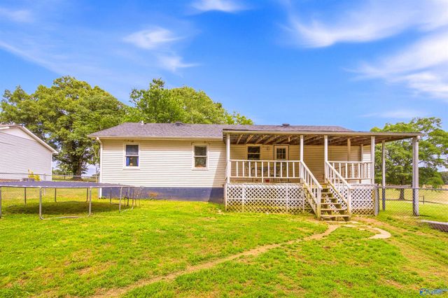 13805 Carter Road, Athens, AL 35611