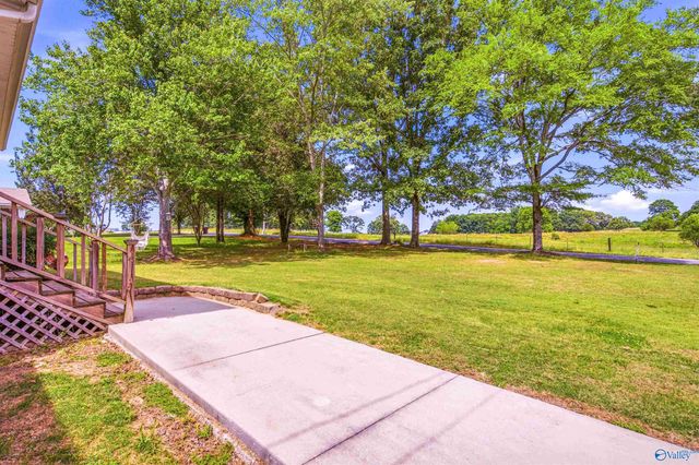 13805 Carter Road, Athens, AL 35611