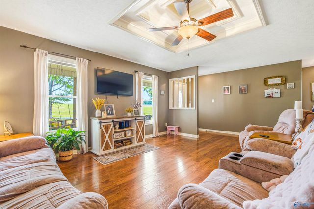 13805 Carter Road, Athens, AL 35611