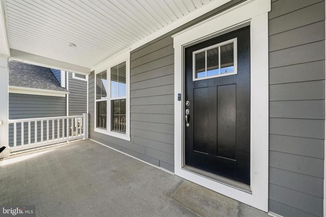2020 SILVER SYCAMORE LN, Dumfries, VA 22026