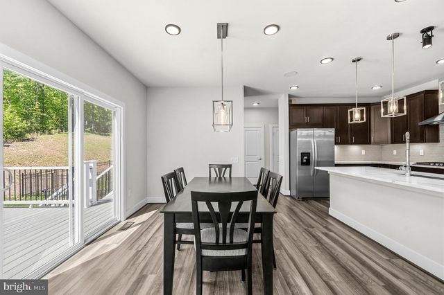 2020 SILVER SYCAMORE LN, Dumfries, VA 22026