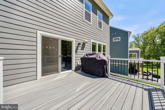 2020 SILVER SYCAMORE LN, Dumfries, VA 22026