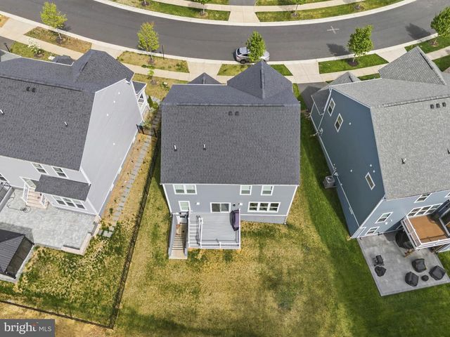 2020 SILVER SYCAMORE LN, Dumfries, VA 22026