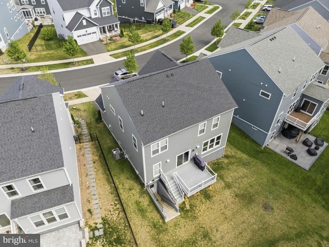 2020 SILVER SYCAMORE LN, Dumfries, VA 22026