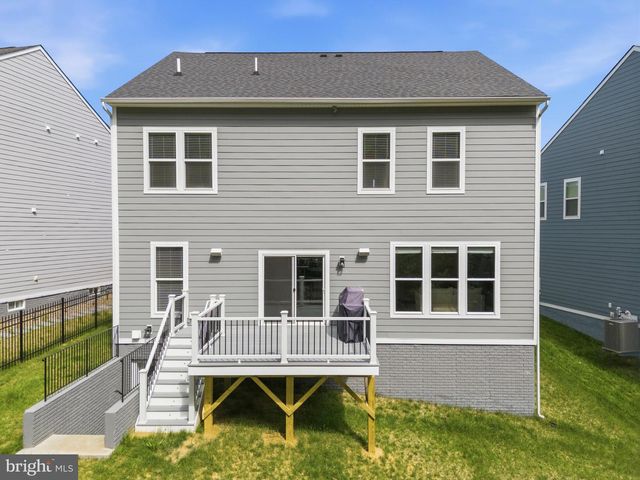 2020 SILVER SYCAMORE LN, Dumfries, VA 22026
