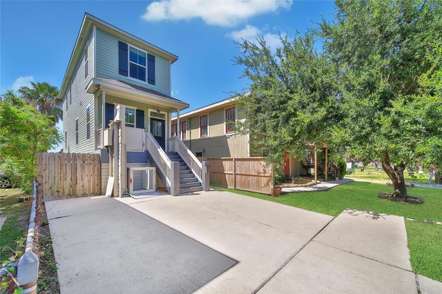 5017 Avenue K, Galveston, TX 77551