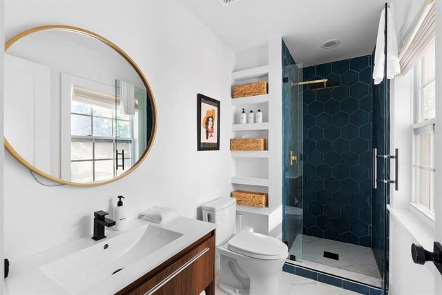 1508 E 11th ST, Austin, TX 78702