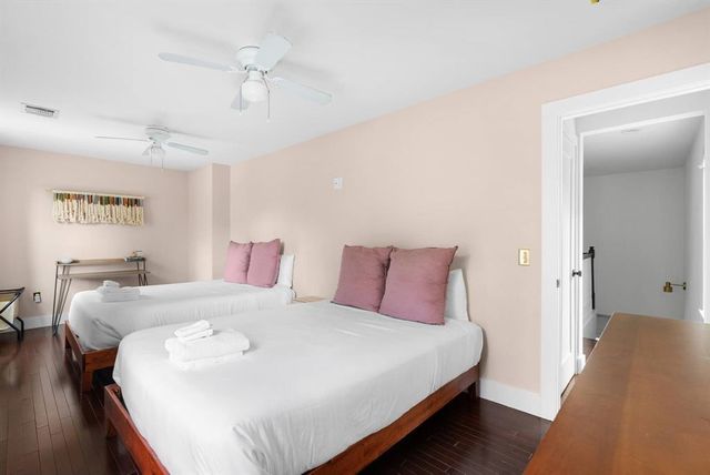 1508 E 11th ST, Austin, TX 78702