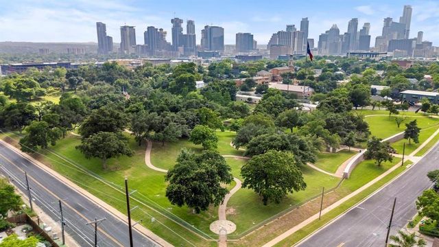 1508 E 11th ST, Austin, TX 78702