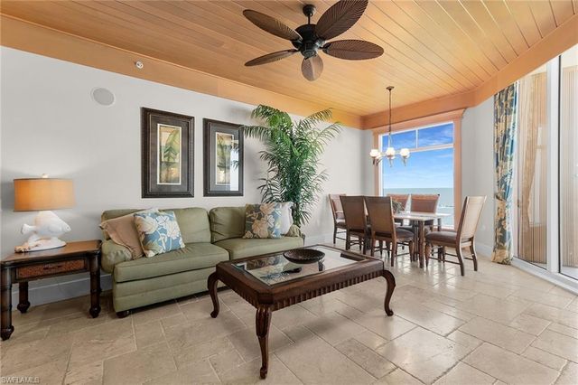 940 Cape Marco DR 602, Marco Island, FL 34145