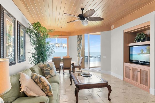 940 Cape Marco DR 602, Marco Island, FL 34145