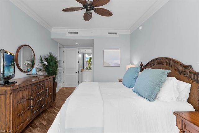 940 Cape Marco DR 602, Marco Island, FL 34145