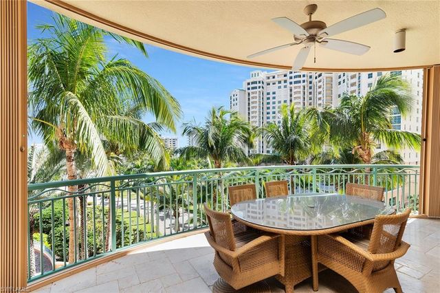 940 Cape Marco DR 602, Marco Island, FL 34145