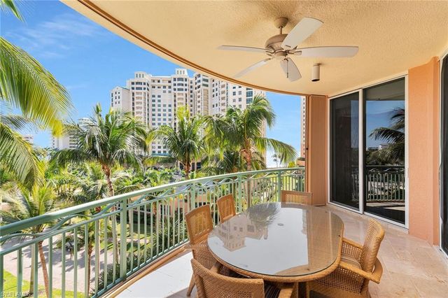 940 Cape Marco DR 602, Marco Island, FL 34145
