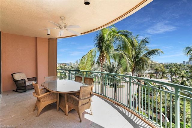 940 Cape Marco DR 602, Marco Island, FL 34145