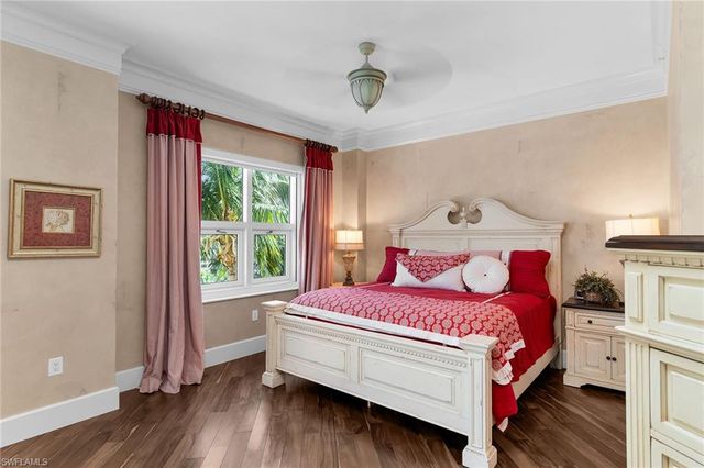 940 Cape Marco DR 602, Marco Island, FL 34145