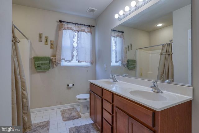 1302 TRICE MEADOWS CIR, Denton, MD 21629