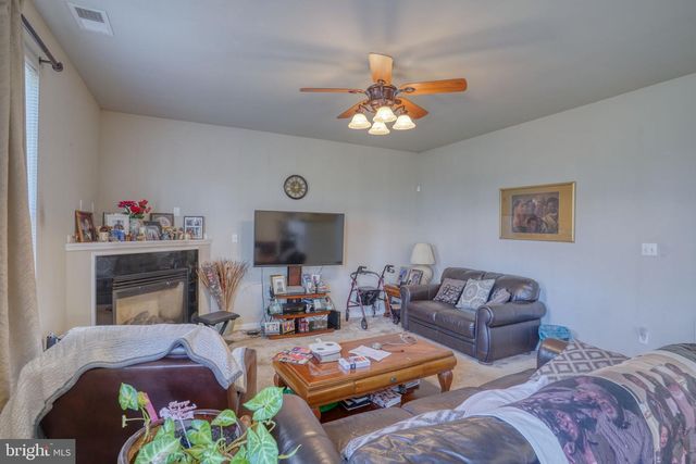 1302 TRICE MEADOWS CIR, Denton, MD 21629