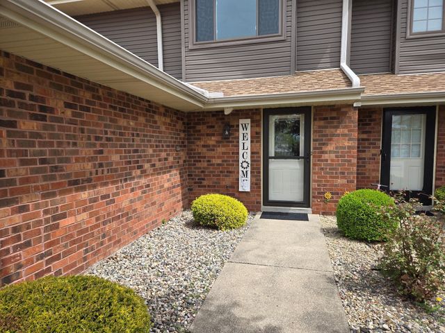 8323 Fairbanks Street 3, Crown Point, IN 46307