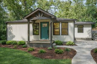 16 Proctor Dr, Clarksville, TN 37043