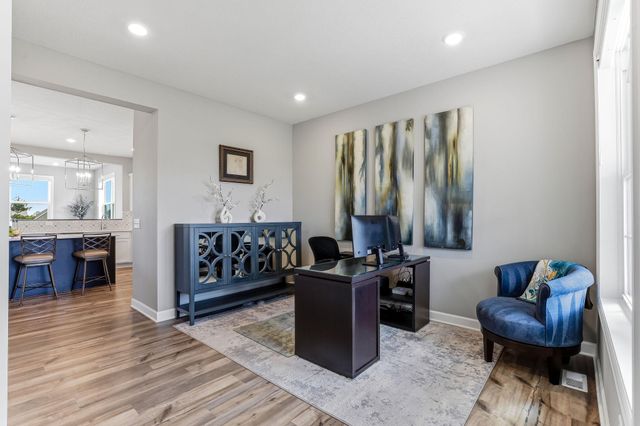 8117 186th Street W, Lakeville, MN 55044
