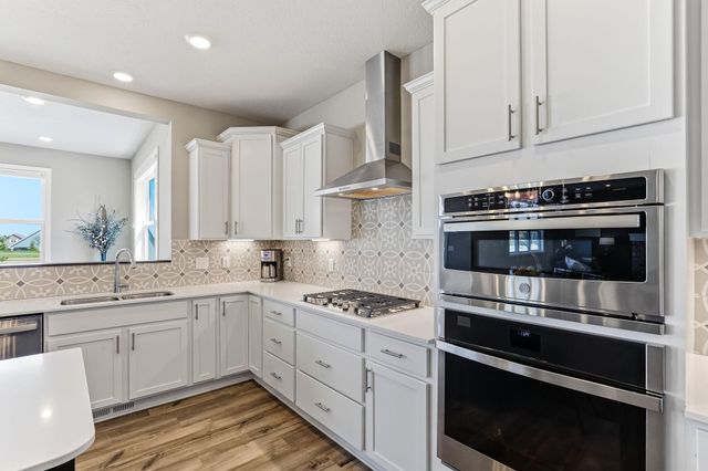 8117 186th Street W, Lakeville, MN 55044