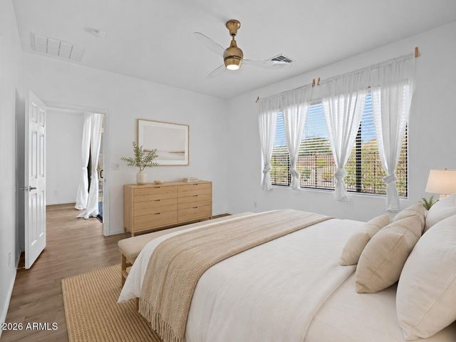 1702 W OWENS Way, Anthem, AZ 85086