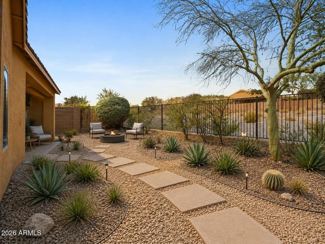 1702 W OWENS Way, Anthem, AZ 85086