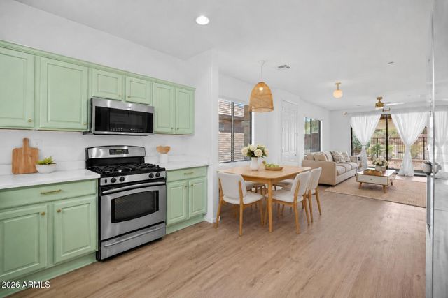 1702 W OWENS Way, Anthem, AZ 85086
