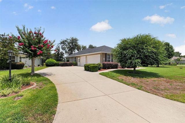 349 LAKE DRIVE, Ocala, FL 34472