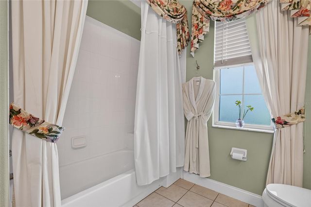349 LAKE DRIVE, Ocala, FL 34472