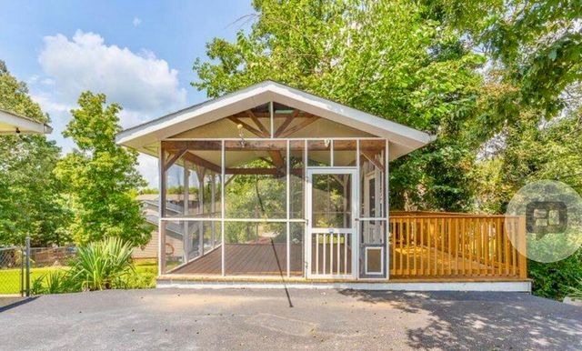 89 W Highland Drive, Ringgold, GA 30736