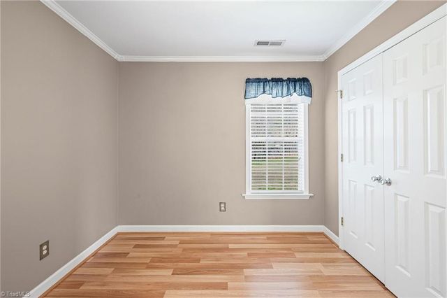 3627 Signet Drive, Winston-salem, NC 27101