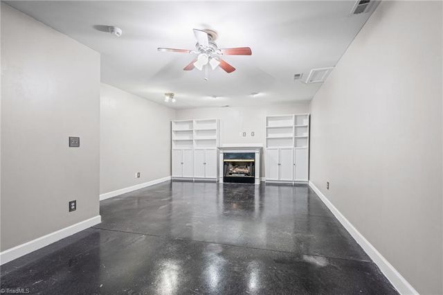 3627 Signet Drive, Winston-salem, NC 27101