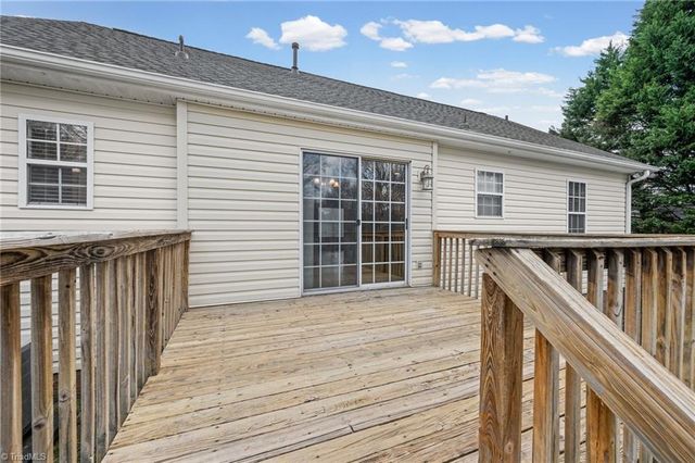 3627 Signet Drive, Winston-salem, NC 27101