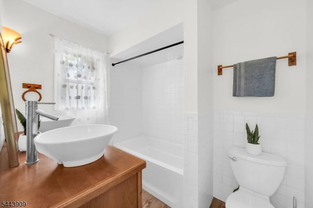 510 Eagle Rock Ave, Roseland Boro, NJ 07068
