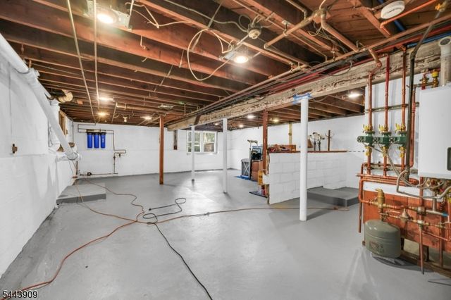 510 Eagle Rock Ave, Roseland Boro, NJ 07068