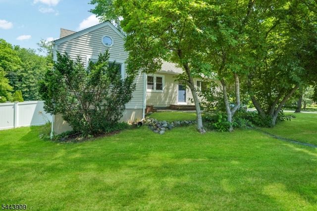 510 Eagle Rock Ave, Roseland Boro, NJ 07068