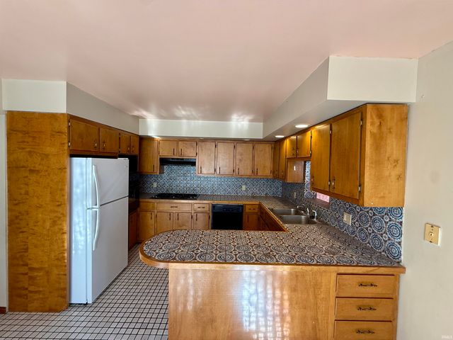 357 S 6th Street, Rockport, IN 47635