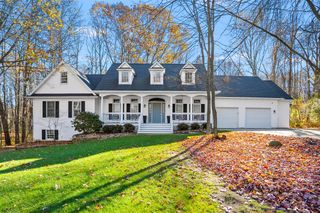 6847 Northstar Avenue, Kalamazoo, MI 49009