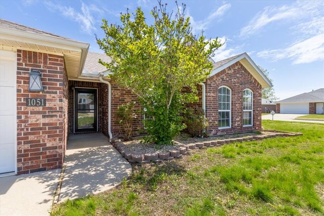 1051 Cabriolet Street, Bentonville, AR 72712