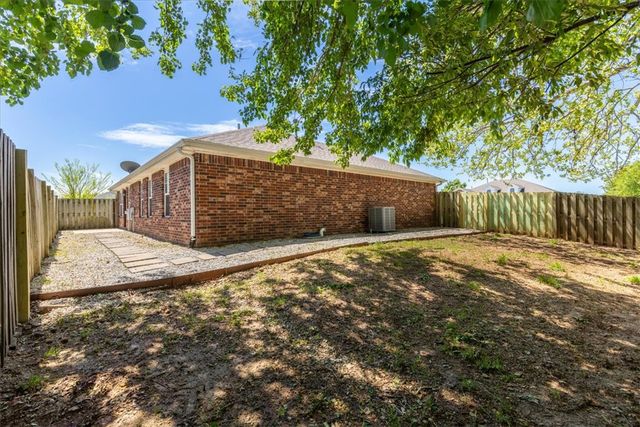 1051 Cabriolet Street, Bentonville, AR 72712