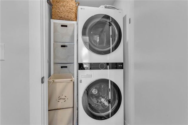 88 Peachtree Memorial Drive NW 4, Atlanta, GA 30309